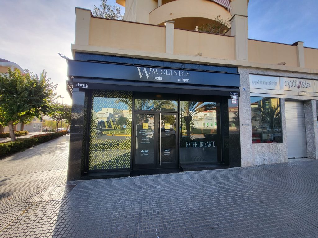 Esquina de la Clínica Dorsia en Málaga Vélez calle Plateros