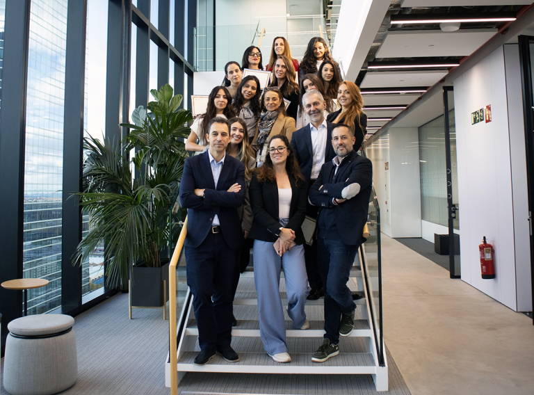 Formación del Programa de Desarrollo Directivo de Dorsia en el campus del IE en Madrid